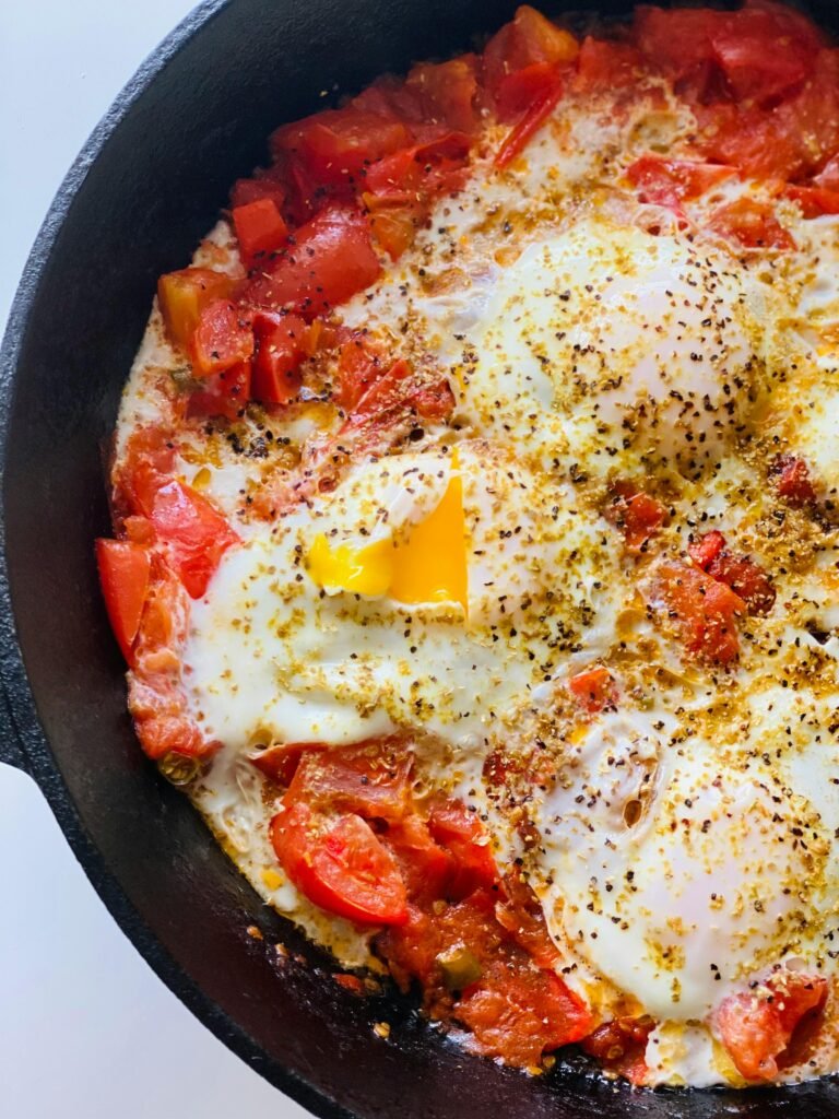 High-protein eggs with tomatoes best for breakfast 